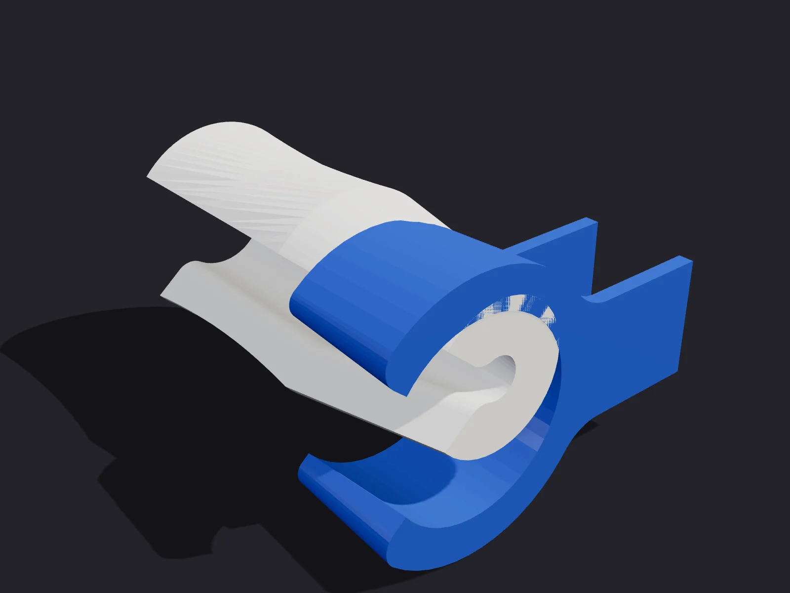 3D model držiaka na nabíjačku – modrý PETG diel so zasunutou silikónovou vložkou
